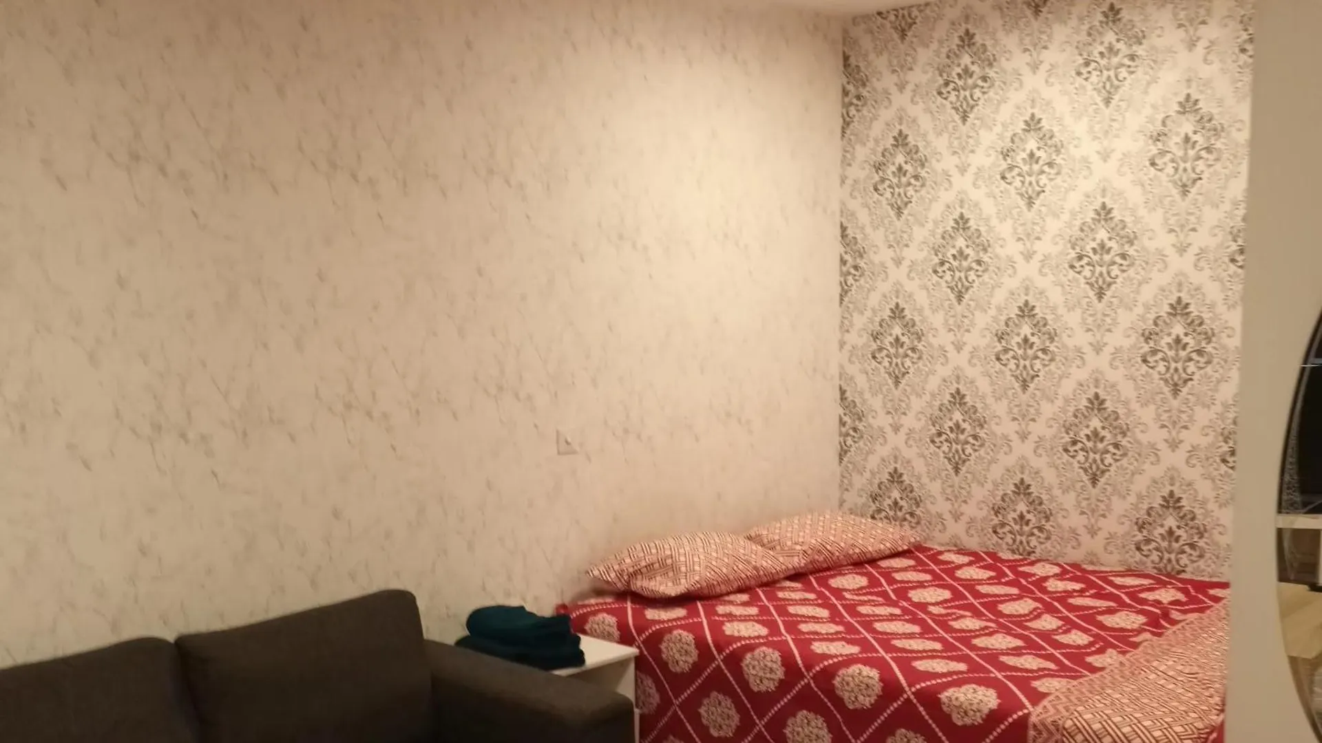 Apartment Near Tikkurila Railwaystation With Free Parking contacts